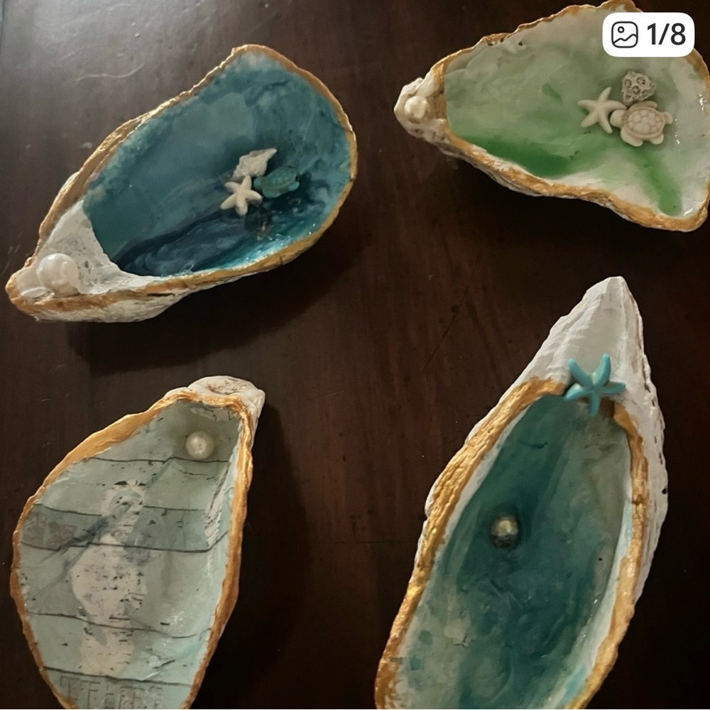 Handcrafted  Oyster Shell Decorative trinket- Teal & Green